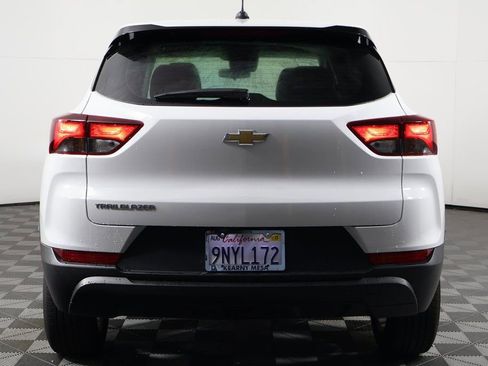 Used 2024 Chevrolet TrailBlazer LS image 5