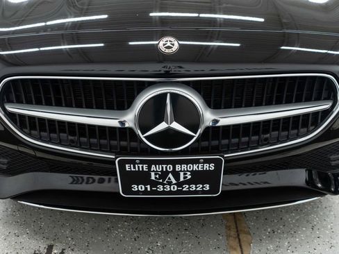 Used 2025 Mercedes-Benz C 300 4MATIC Sedan image 46