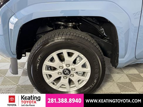 Used 2026 Toyota Tacoma SR5 AWD/4WD image 30