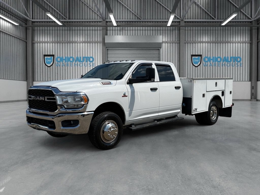 Used 2019 RAM 3500 Tradesman w/ Chrome Appearance Group AWD/4WD image 1