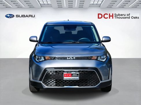 Used 2023 Kia Soul LX w/ Option Group 015 FWD image 2