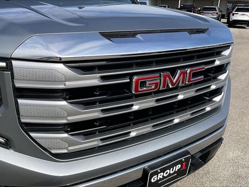 Used 2023 GMC Sierra 1500 SLE RWD image 28