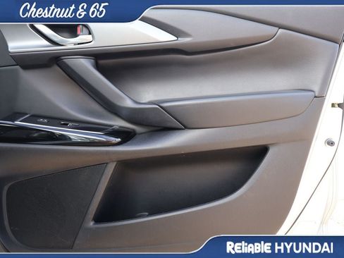 Used 2023 MAZDA CX-9 Touring AWD/4WD image 9