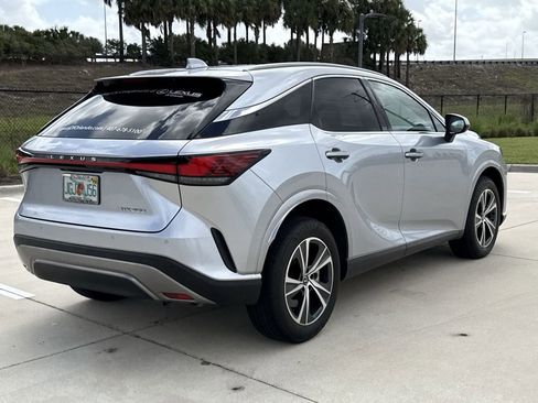 Used 2025 Lexus RX 350 Premium image 11