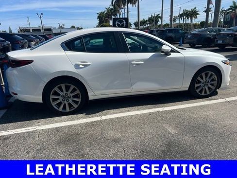 Used 2022 MAZDA MAZDA3 s FWD image 4