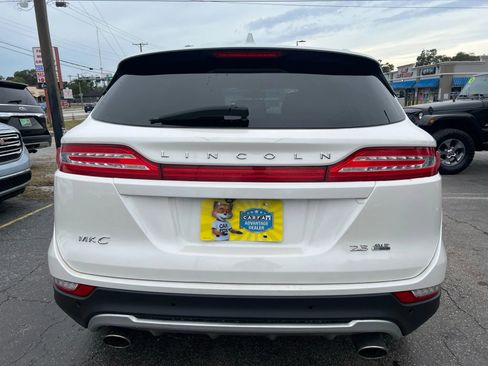 Used 2017 Lincoln MKC Reserve image 5