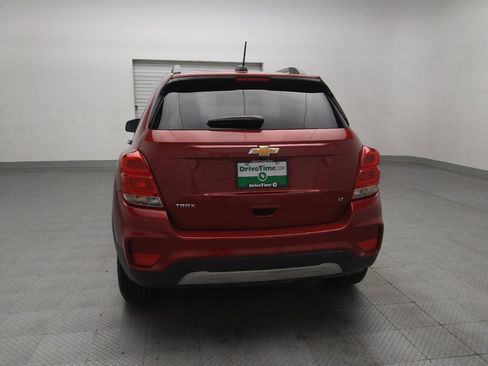 Used 2020 Chevrolet Trax LT w/ LT Convenience Package FWD image 6