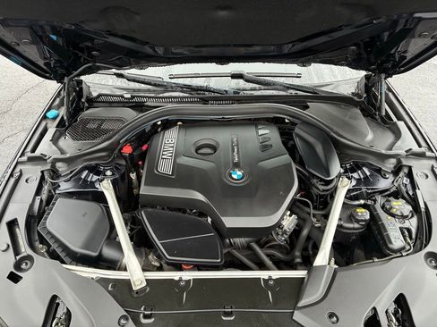 Used 2019 BMW 530i xDrive w/ M Sport Package image 10