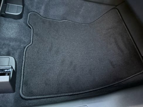 New 2026 Ford Escape SE image 9