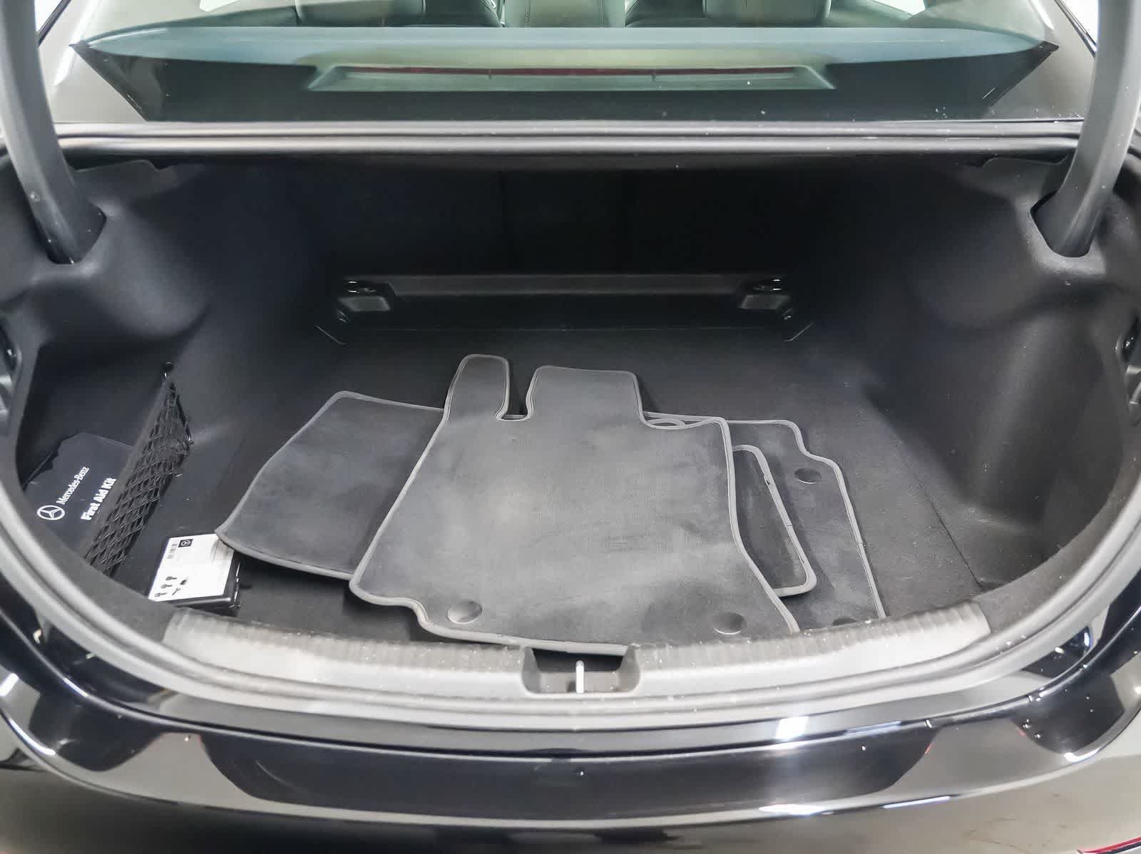 Used 2022 Mercedes-Benz C 300 Sedan image 30