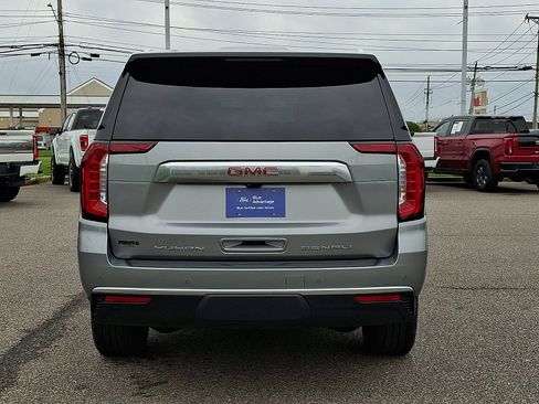 Used 2023 GMC Yukon XL Denali w/ Denali Reserve Package AWD/4WD image 9
