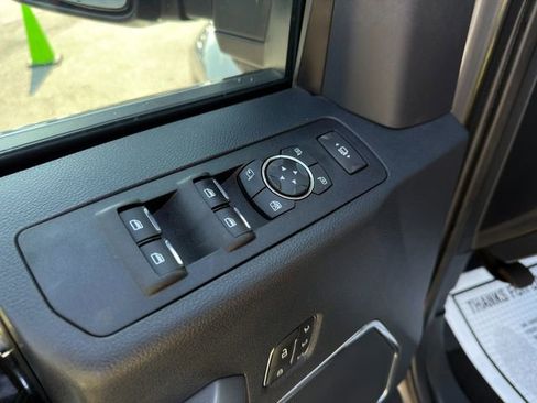 Used 2022 Ford F450 Platinum w/ FX4 Off-Road Package image 21