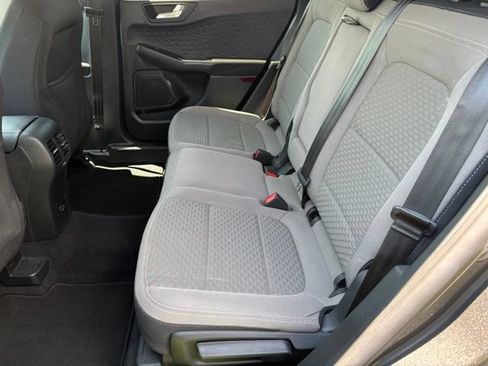 Used 2020 Ford Escape SE FWD image 12