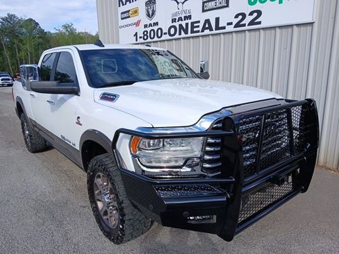 Used 2022 RAM 2500 Limited AWD/4WD image 1