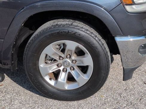 Used 2019 RAM 1500 Laramie RWD image 10