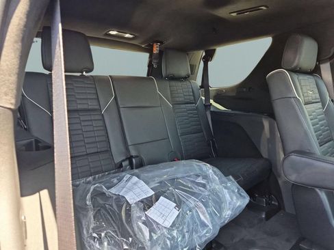 New 2026 Cadillac Escalade V w/ LPO, ONYX Package AWD/4WD image 28