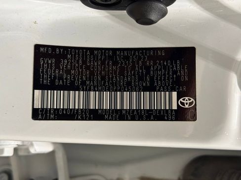 Certified 2023 Toyota Corolla LE image 27