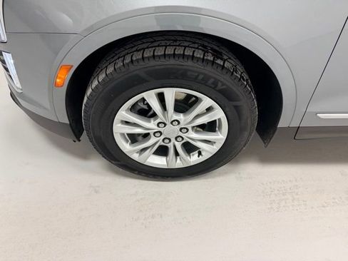 Certified 2024 Cadillac XT5 Luxury image 19