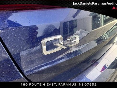 Used 2023 Audi Q3 2.0T Premium Plus w/ Premium Plus Package image 29