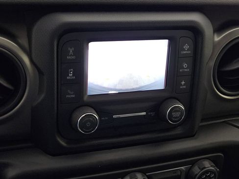 Used 2020 Jeep Wrangler Unlimited Sport AWD/4WD image 14