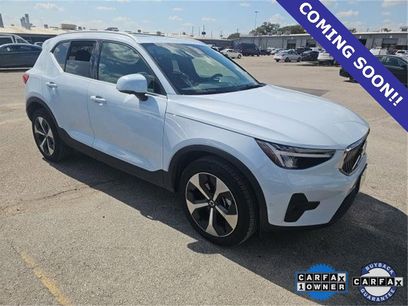 Certified 2025 Volvo XC40 B5 Plus