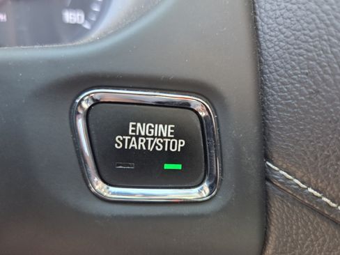 Certified 2023 GMC Acadia SLT FWD image 31