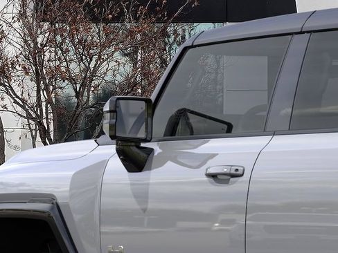 New 2025 GMC Hummer EV 2X image 12