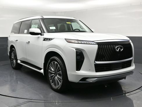 New 2026 INFINITI QX80 Luxe w/ Cargo Package image 1