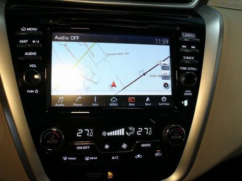 Used 2017 Nissan Murano SL image 26