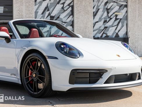 Used 2022 Porsche 911 Targa 4 GTS image 2