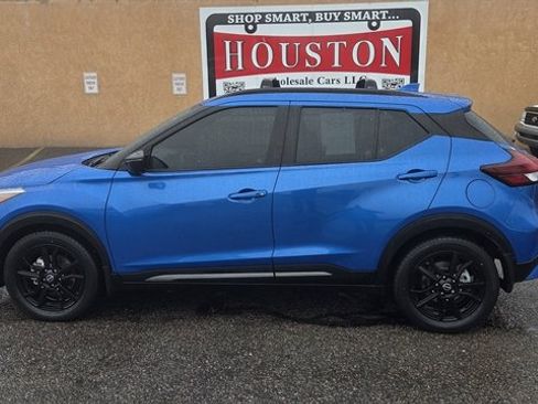 Used 2023 Nissan Kicks SR w/ Interior Electronics Package image 1