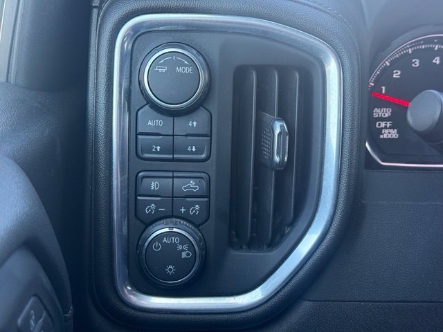 Used 2022 Chevrolet Silverado 1500 RST AWD/4WD image 5