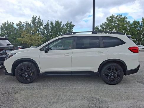 Used 2023 Subaru Ascent Onyx Edition AWD/4WD image 2