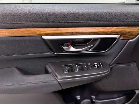 Used 2019 Honda CR-V EX image 15