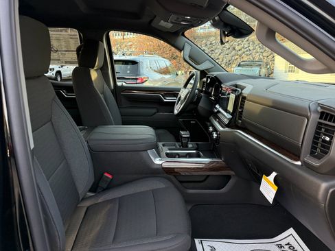 New 2026 GMC Sierra 1500 Elevation w/ Preferred Package image 21