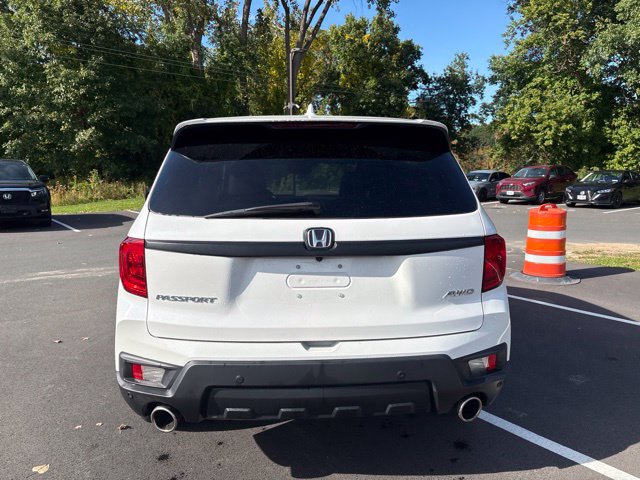 Used 2023 Honda Passport EX-L image 4