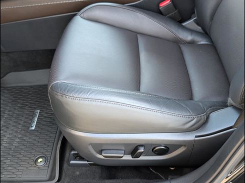 Used 2025 MAZDA CX-30 2.5 Turbo w/ Premium Package image 10