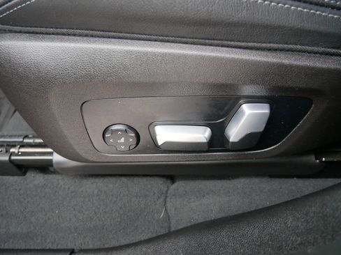 Used 2023 BMW X3 xDrive30i w/ Convenience Package image 15