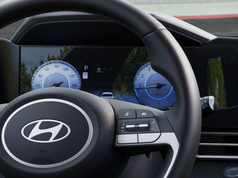 New 2026 Hyundai Elantra Sport image 14