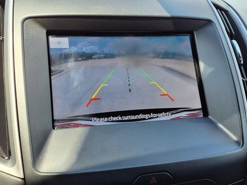 Used 2020 Ford Edge ST-Line FWD image 22