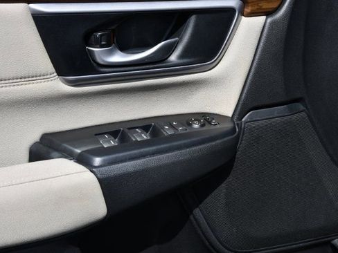 Used 2017 Honda CR-V EX image 15