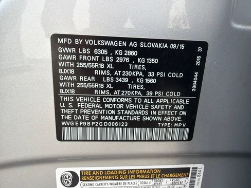 Used 2016 Volkswagen Touareg Sport AWD/4WD image 42