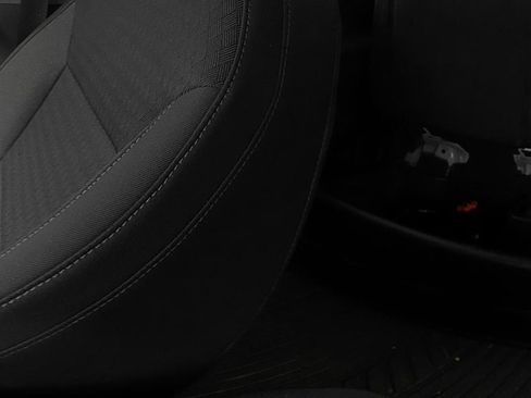 Used 2022 Chevrolet Silverado 1500 LT Trail Boss w/ LPO, Dark Essentials Package AWD/4WD image 12