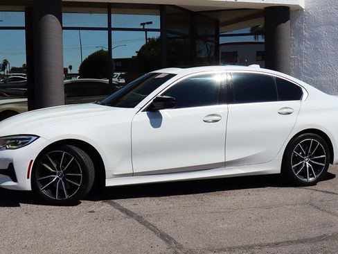 Used 2020 BMW 330i Sedan w/ Convenience Package RWD image 4