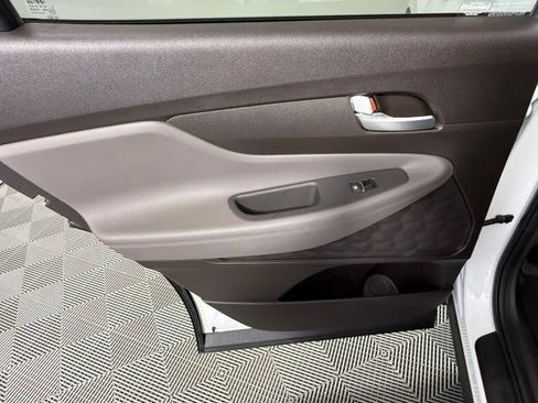 Used 2019 Hyundai Santa Fe SEL FWD image 37