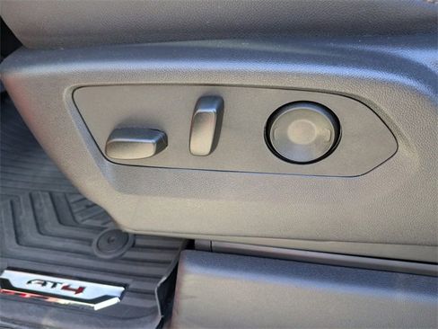 Used 2025 GMC Sierra 2500 AT4 w/ AT4 Premium Plus Package image 22