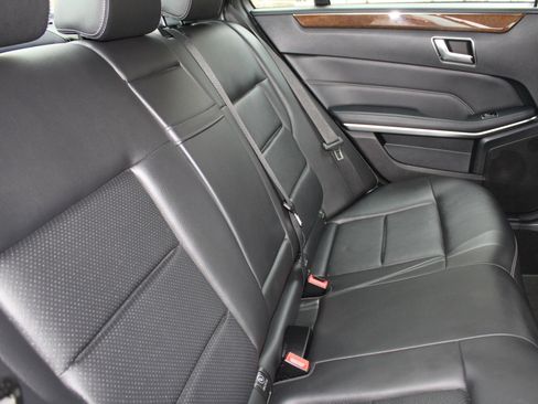 Used 2016 Mercedes-Benz E 350 4MATIC Sedan image 15