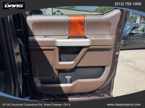 Used 2018 Ford F150 King Ranch w/ Equipment Group 601A Luxury AWD/4WD image 44