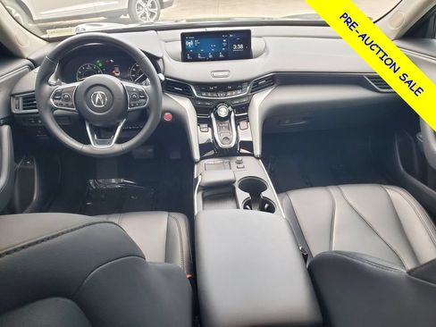 Used 2023 Acura TLX FWD image 9