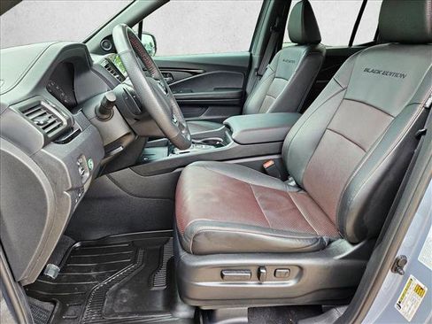 Used 2024 Honda Ridgeline Black Edition image 17